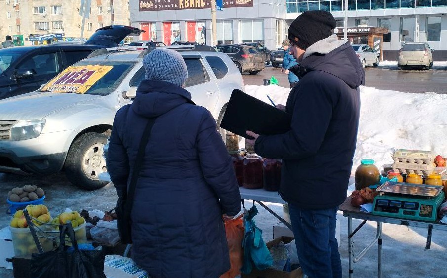 В Алексине проводятся контрольные мероприятия, в связи с напряжённой эпизоотической ситуацией по высокопатогенному гриппу.